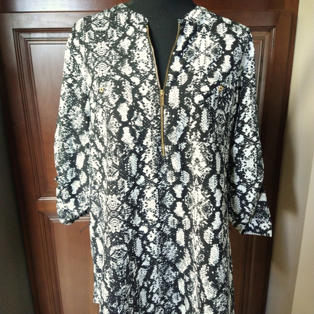Like New Calvin Klein Blouse